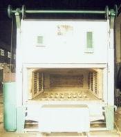 rt2系列中溫臺車式電阻爐